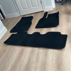 2023 Tesla Model Y Factory Floor Mats