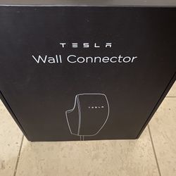 Tesla Wall Connector 