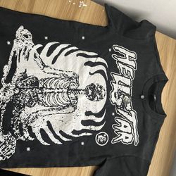 Hellstar Shirt Size S but Can Fit If You Wear A Medium (ONLY TOOK OUT THE BAG FOR PICTURE (PURPOSES)