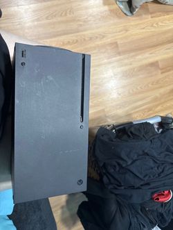 Xbox series x and 2 Xbox Elite Series 2 Wireless Controller