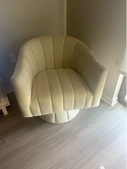 Swivel Accent Chair