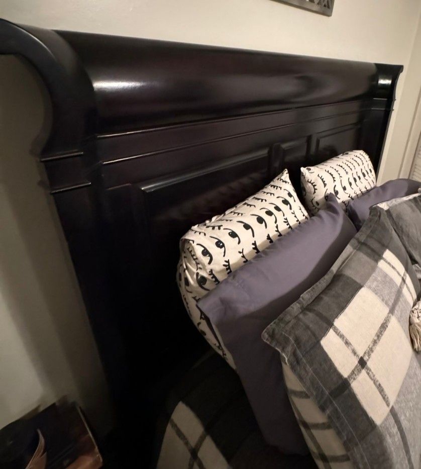 King Bedroom Suite $1,175.00