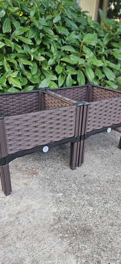 Two Raised Garden Planter Boxes with Legs