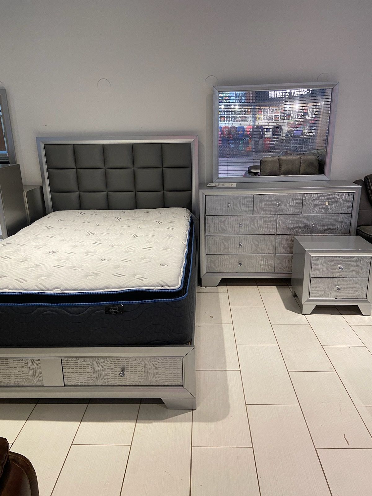 Cindy Platform Bedroom $899 Easy Financing