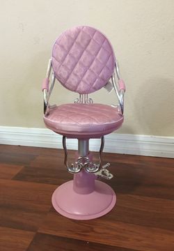 Doll chair
