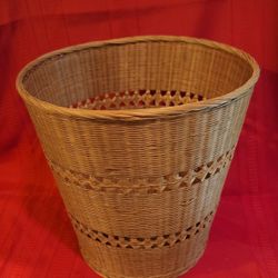 WINTAGE WICKER WASTE BASKET TRASH CAN 1'HIGH×1'ROUND BEAUTIFUL 