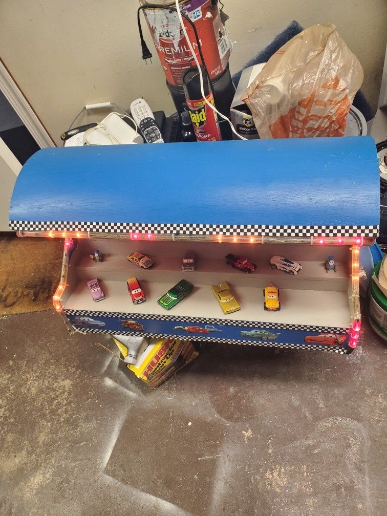 Assorted Toy Cats On Wooden Stand 27" Across 16" Tall 12" Wide Lights Up