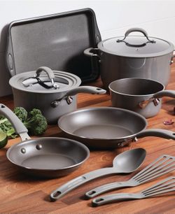 Rachel Ray Cook + Create Aluminum Nonstick Cookware Set, 11 Piece