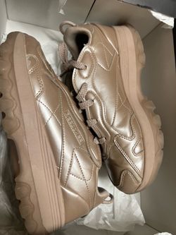 Cardi b Reebok
