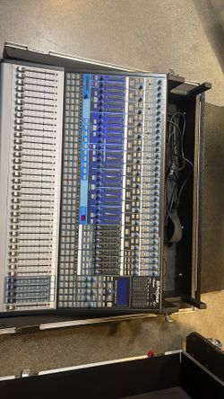 Presonus mixer 32 Canales con estuche