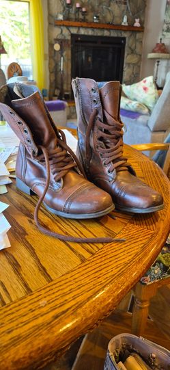 Brown Leather Lace-Up Combat Boots