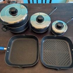 3x Pots With Lids + Steamer/Strainer And 2x Pans