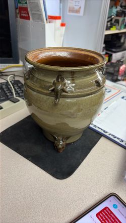 Animal Heads Urn