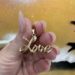 14k LOVE CHARM 