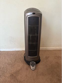 Lasko space heater with remote