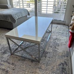 Living Room Coffee Table / Center Table