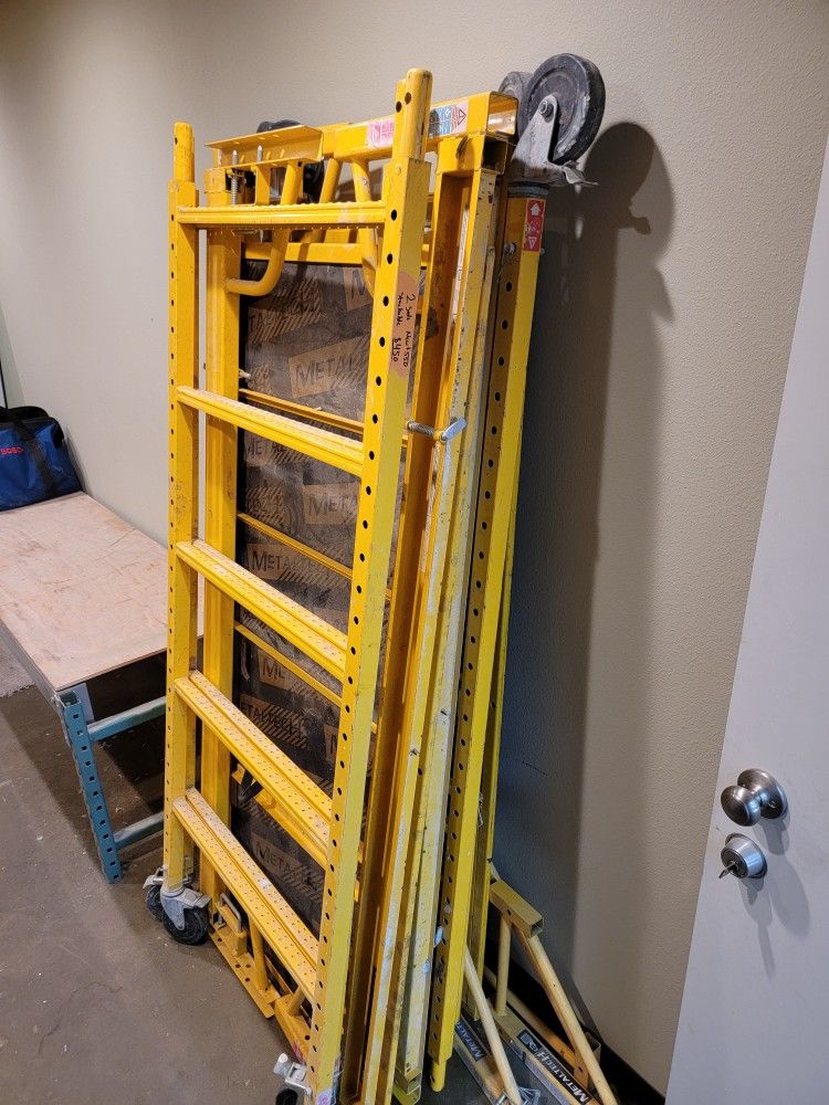 Metal Tech Scaffolding (2 Stackable Units)