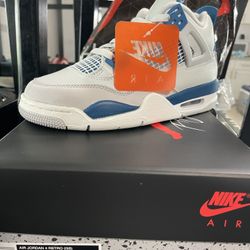 Jordan 4s Retro 