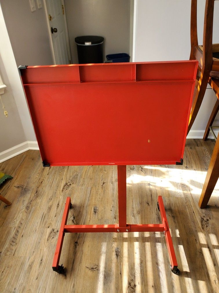 Red Metal Art Drafting Table