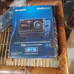 XM ONYX SATELLITE RADIO 