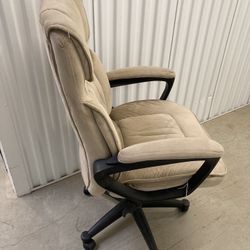 Beautiful Velvet Office Chair 