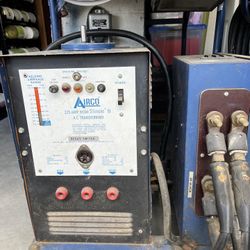 Airco 225 Amp Arc Welder on Cart