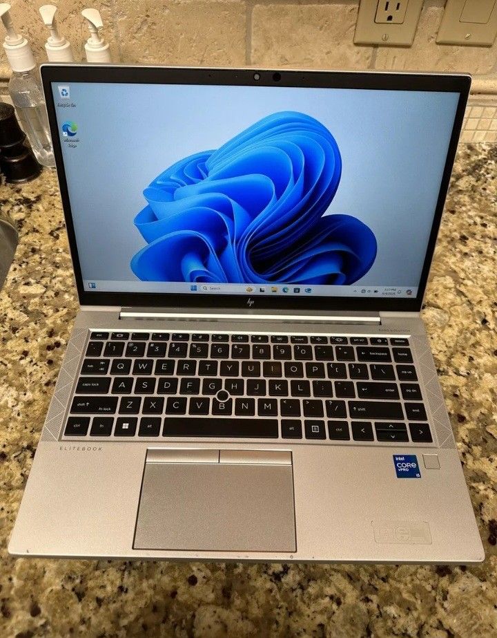 HP EliteBook Hi Speed Laptop Intel Core i7-1165G7 16 GB RAM 512 GB SSD Webcam 1080P LCD USB C Thunderbolt Wi-Fi & BT Wireless Windows 11 Professional 
