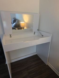 Desk/ Vanity
