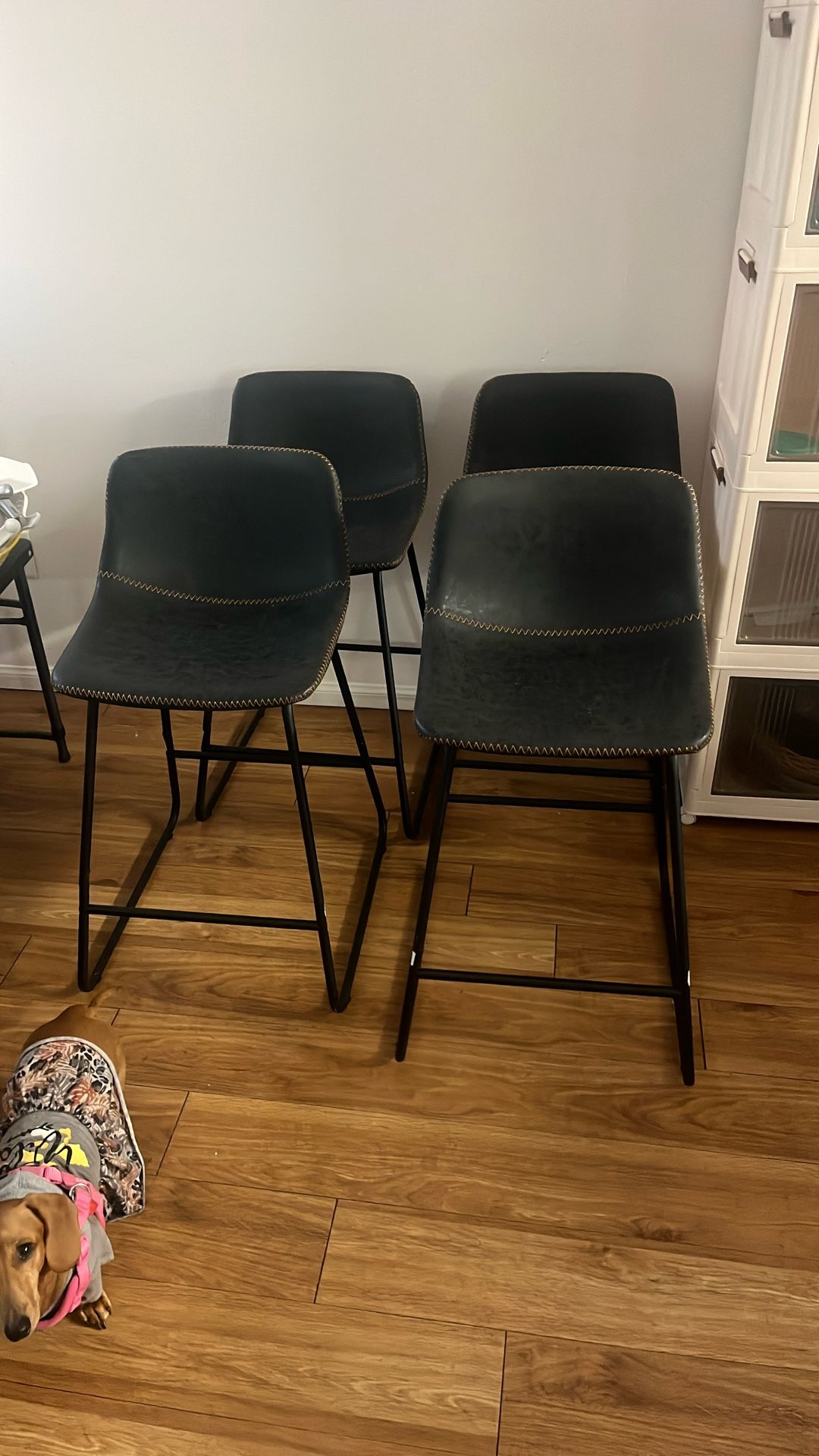 4 Piece Tall Bar stools