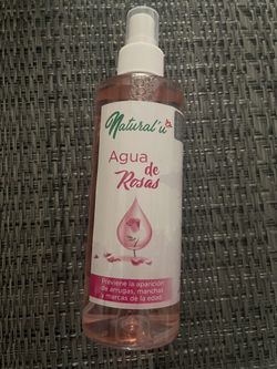 Agua De Rosas
