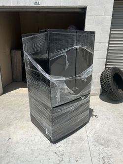 Refrigerator