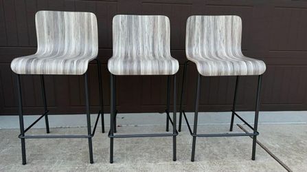 Set of 3 Counter Height Chairs