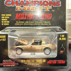Racing Champions Motor 1978 Pontiac Trans Am T-Top Gold Toy Car 