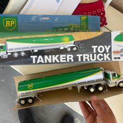 Plastic tanker truck