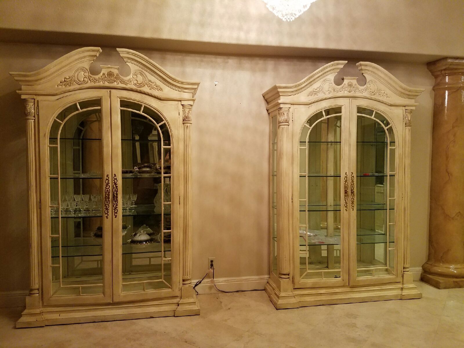 Mirrored Curio Cabinet