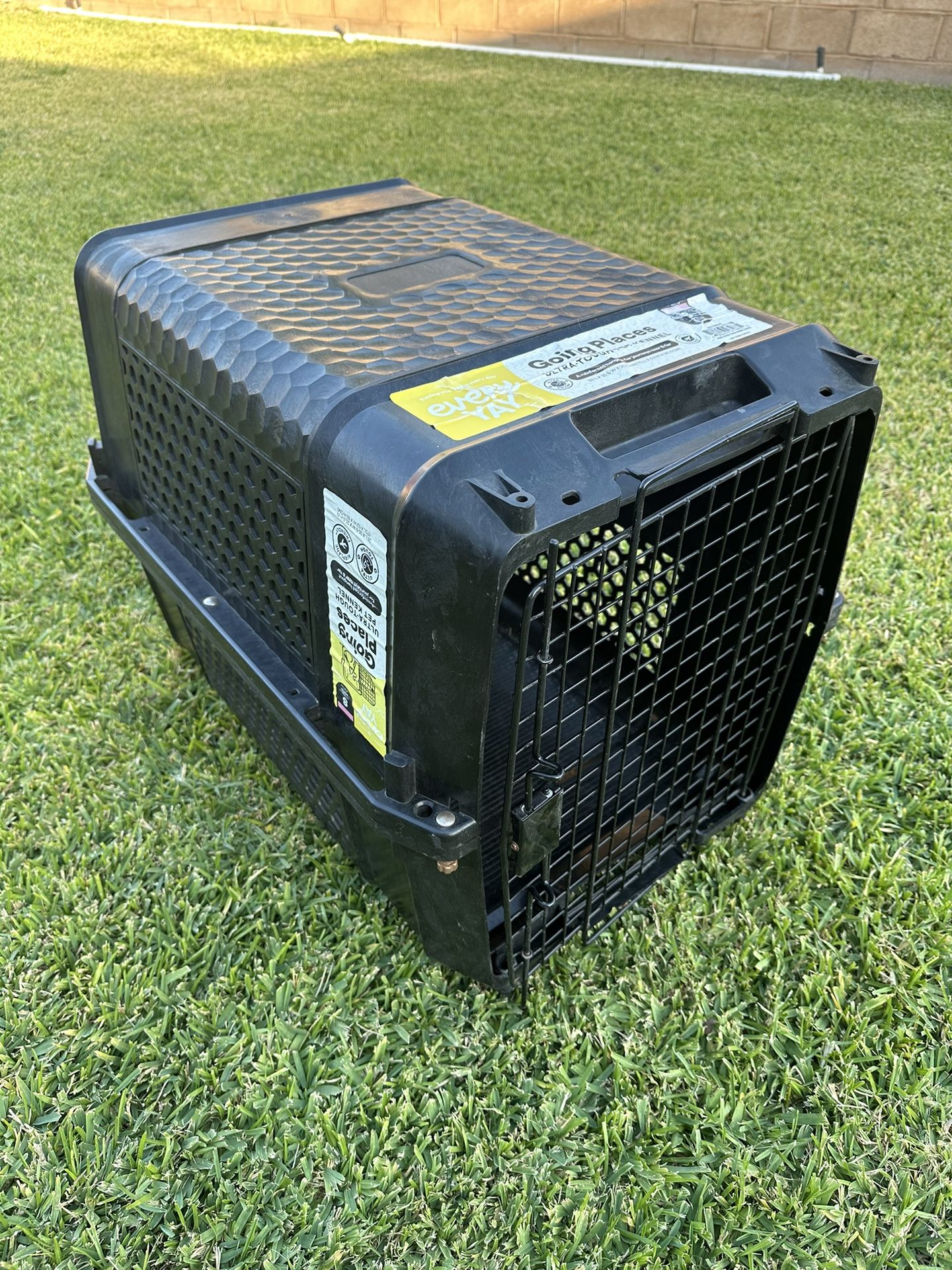 Everyday Pet Kennel Small Dog Crate