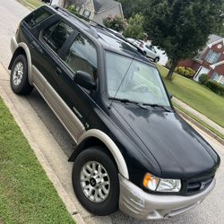 2002 Honda Passport. 