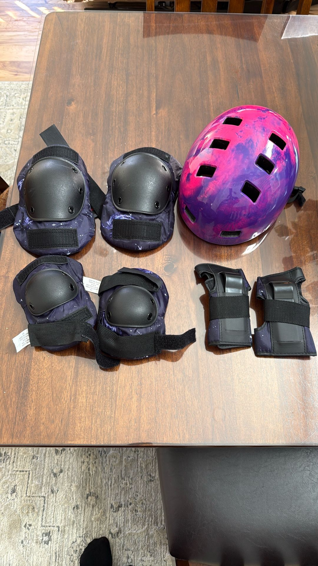 Bicycle Helmet And Protective Gear Set