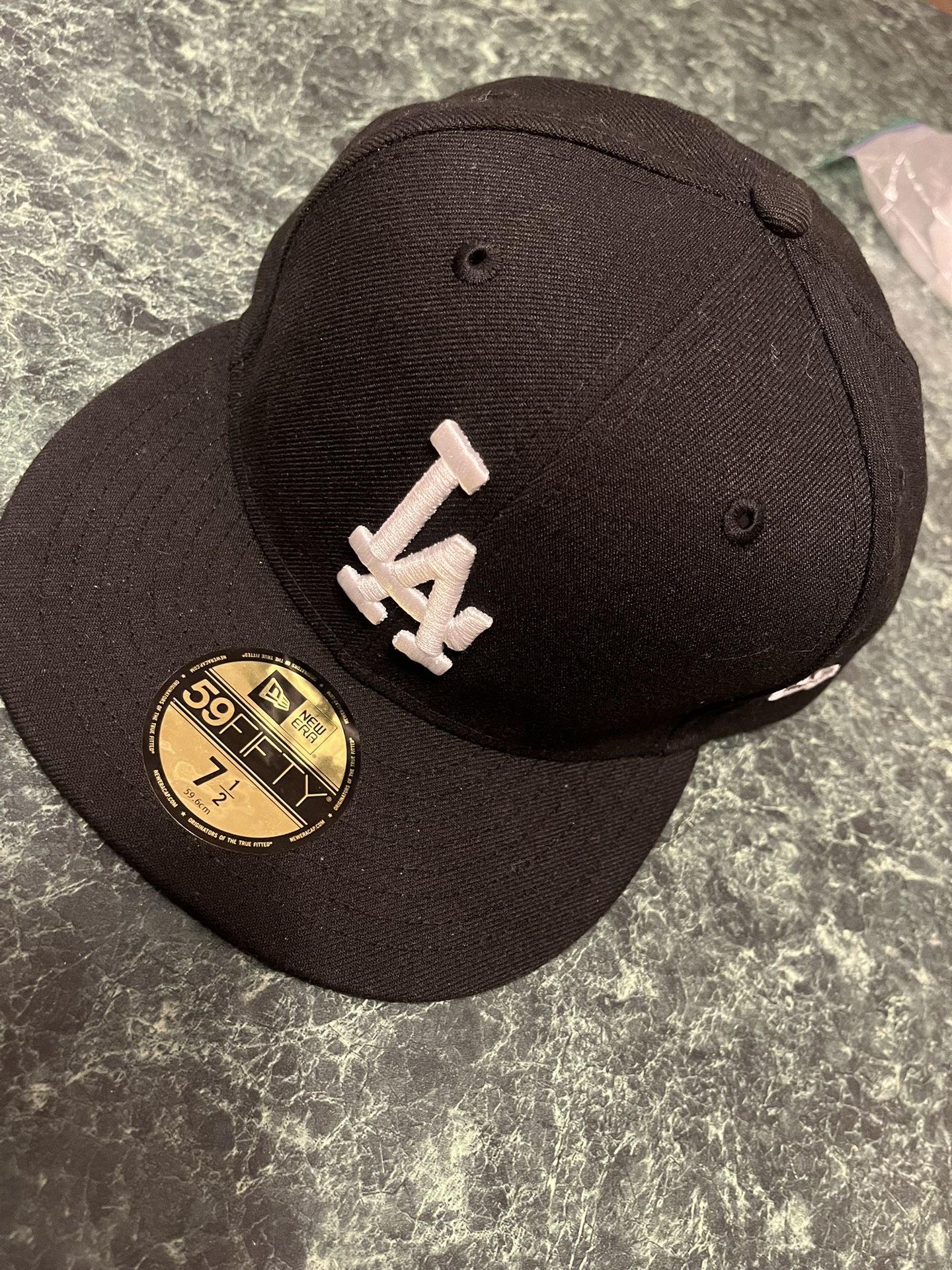 black LA Hat 