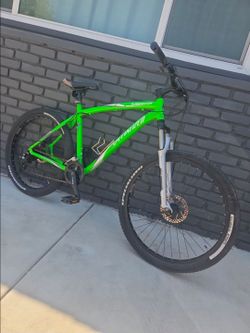 Specialized hardrock mountain bike