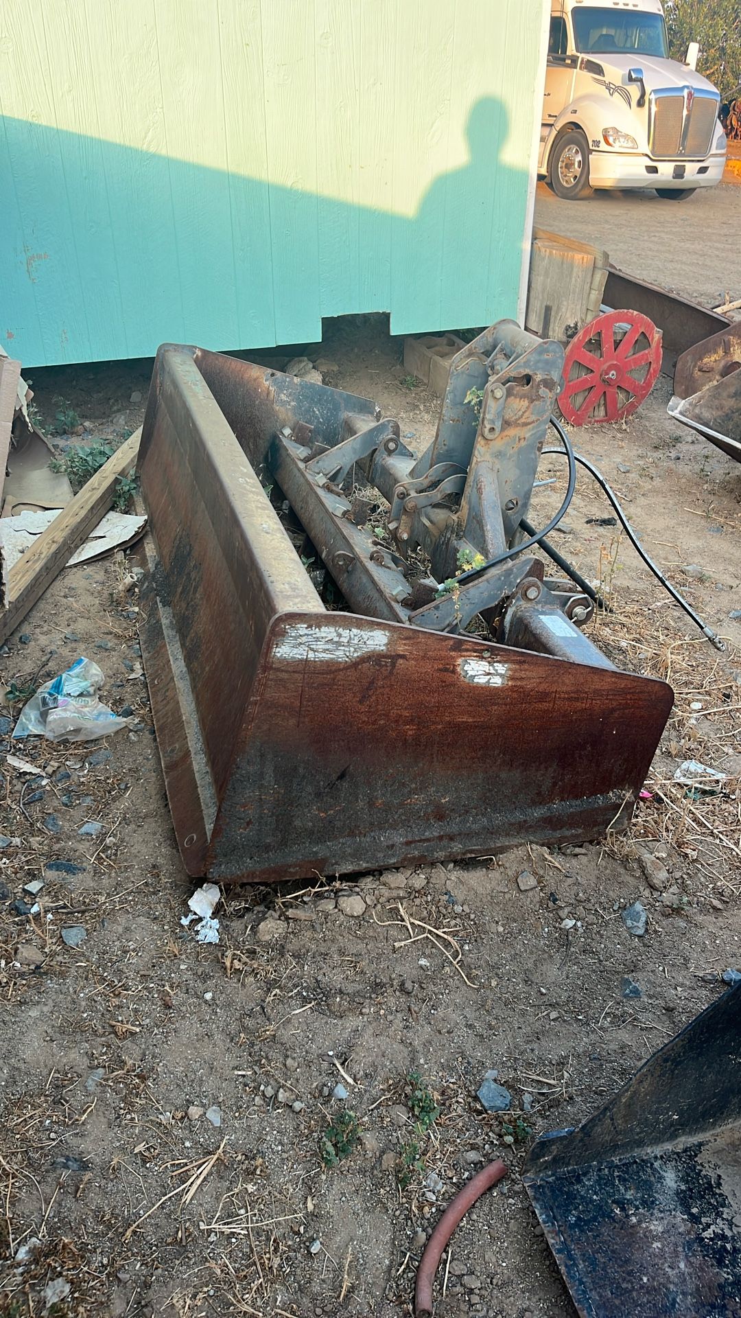 Tractor Hydraulic Box Scraper