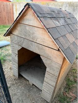 Xlarge Wood Dog House
