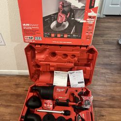 M12 12-Volt Lithium-Ion Cordless Drain Cleaning Airsnake Air Gun Kit with (1) 2.0Ah Battery, Toilet Attachments