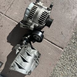 1999 Jeep Grand Cherokee Alternator And Bracket