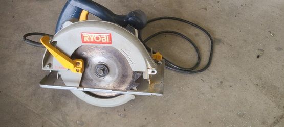 Ryobi Saw
