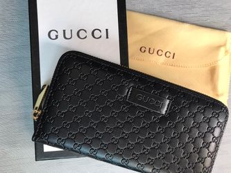 Luxary Black Embossed Zipper Wallet