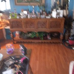 1930's Buffet Stand