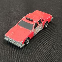 Hot Wheels 🔥 🛞 Vintage Hot Wheels 1983 Crack-up Flip Door Fire Chief Die Cast Loose Toy Car