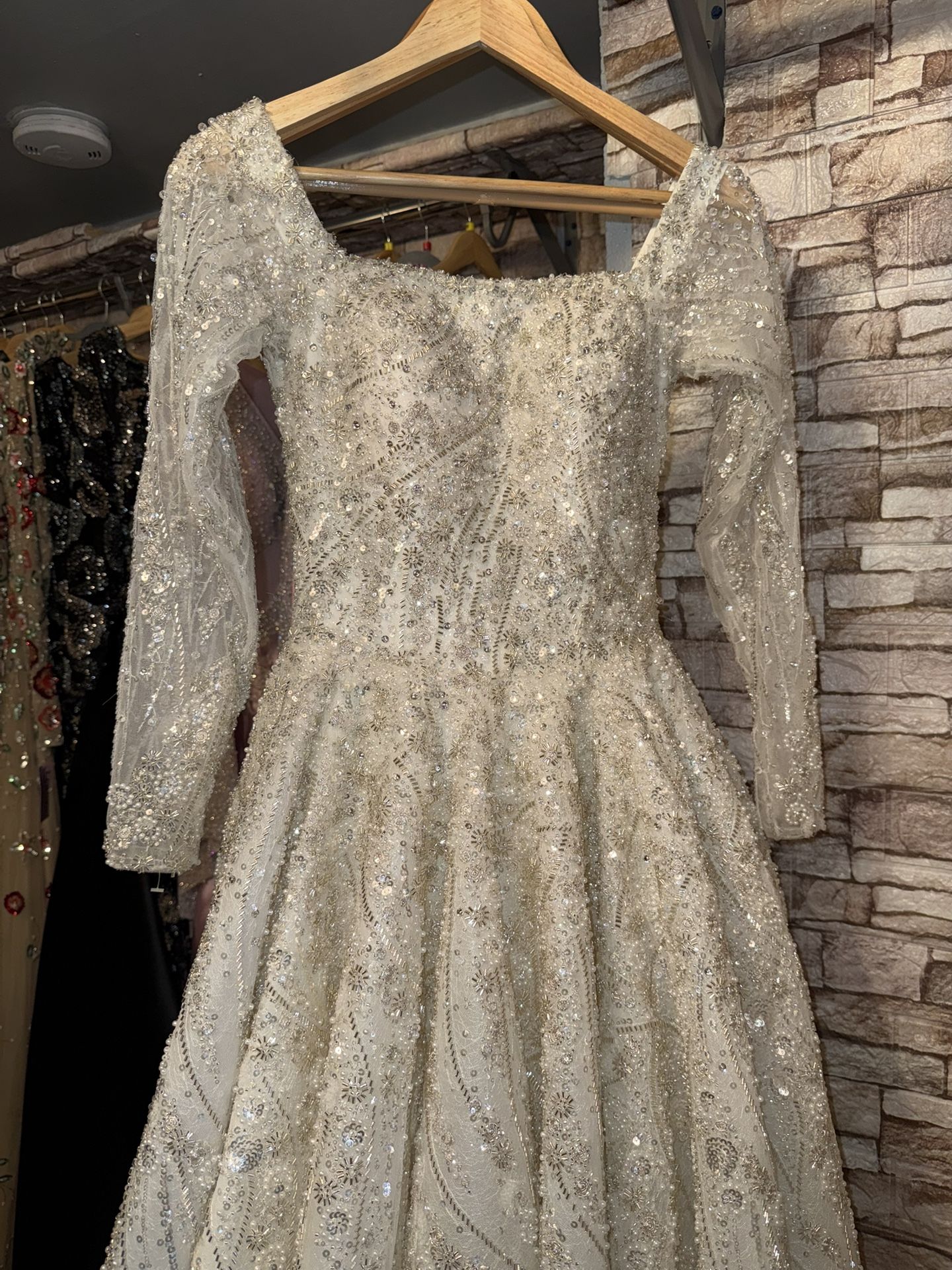 A very elegant wedding dress 