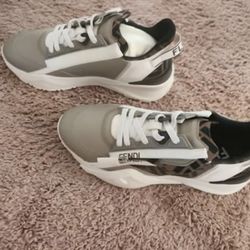 Fendi Flow Beige Leather Low-Top Sneakers New, Never Worn